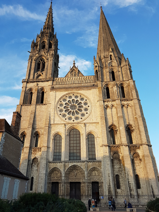 CHARTRES2